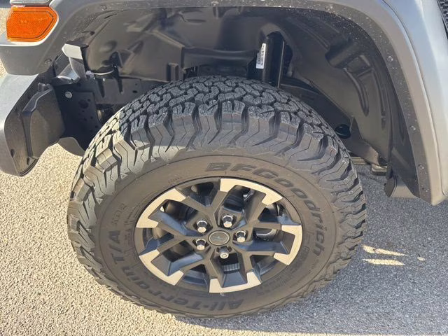 2025 Bright White Clearcoat Jeep Wrangler Rubicon 4xe 4X4 SUV
