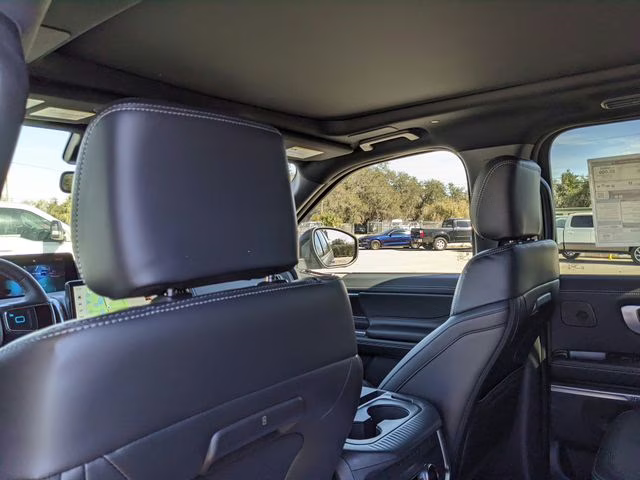 2025 Glacier Gray Metallic TriCoat Ford Expedition Max Platinum 4X4 SUV