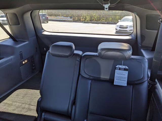 2025 Glacier Gray Metallic TriCoat Ford Expedition Max Platinum 4X4 SUV