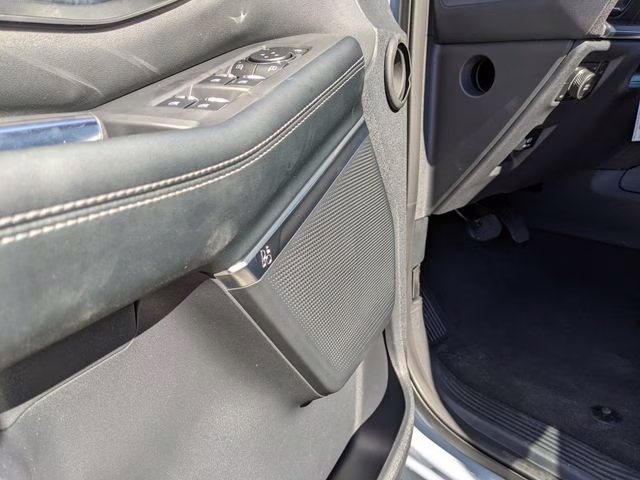 2025 Glacier Gray Metallic TriCoat Ford Expedition Max Platinum 4X4 SUV