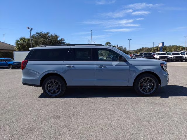 2025 Glacier Gray Metallic TriCoat Ford Expedition Max Platinum 4X4 SUV