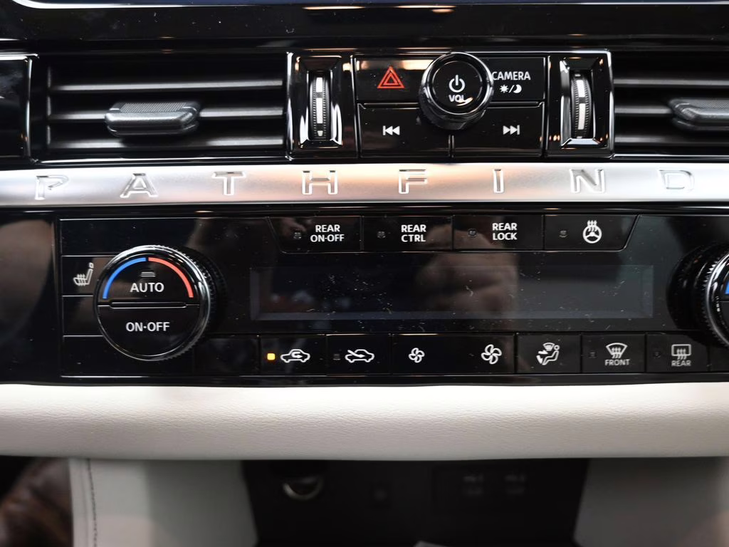 2026 Gun Metallic Nissan Pathfinder SL 4X4 SUV