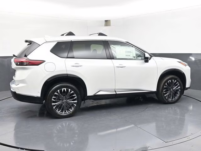 2026 Everest White Pearl Tricoat Nissan Rogue Platinum AWD SUV