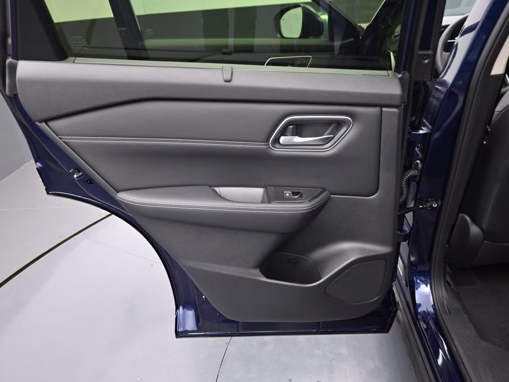 2026 Deep Ocean Blue Pearl Nissan Rogue Platinum AWD SUV