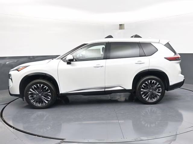 2026 Everest White Pearl Tricoat Nissan Rogue Platinum AWD SUV