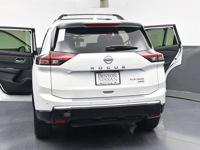 2026 Everest White Pearl Tricoat Nissan Rogue Platinum AWD SUV