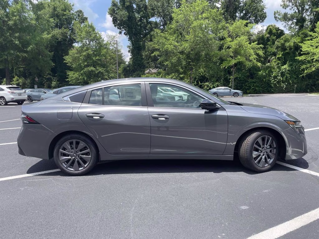 2026 Gun Metallic Nissan Sentra SL FWD Sedan