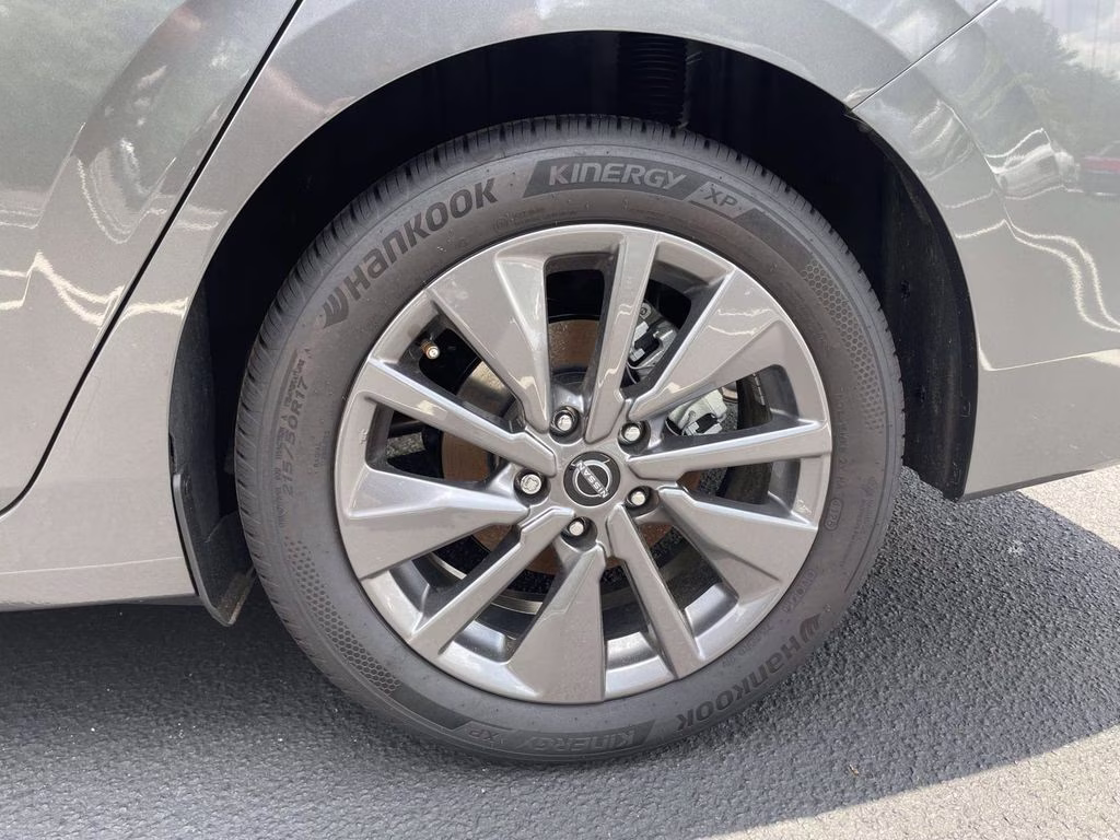 2026 Gun Metallic Nissan Sentra SL FWD Sedan