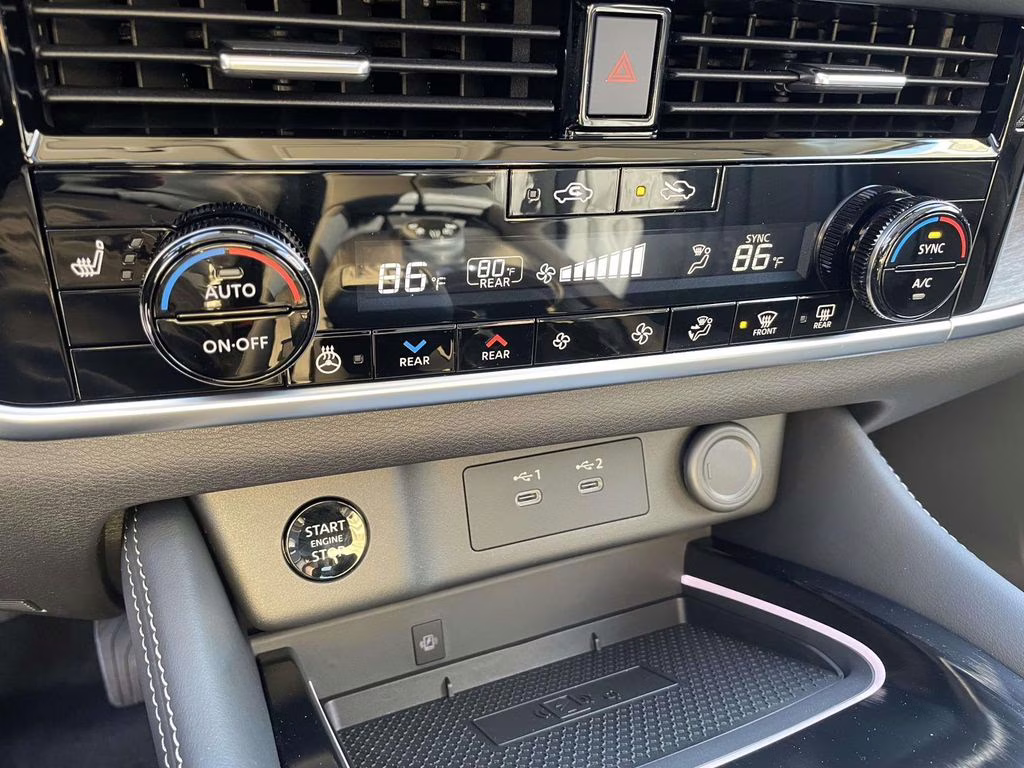 2026 Champagne Silver Metallic Nissan Rogue Platinum AWD SUV