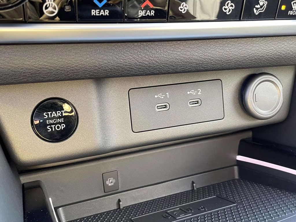 2026 Champagne Silver Metallic Nissan Rogue Platinum AWD SUV