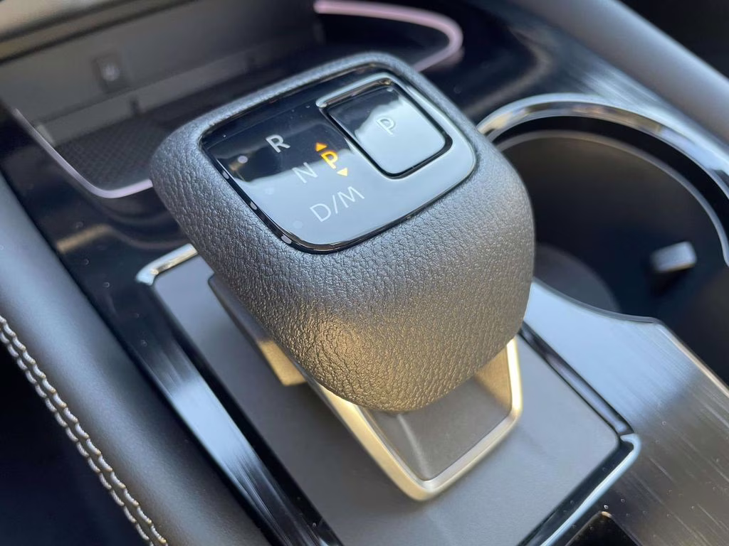 2026 Champagne Silver Metallic Nissan Rogue Platinum AWD SUV