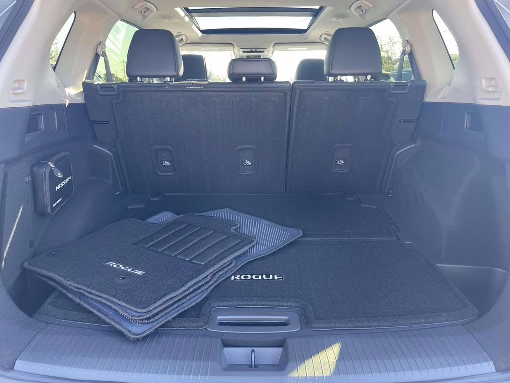 2026 Champagne Silver Metallic Nissan Rogue Platinum AWD SUV