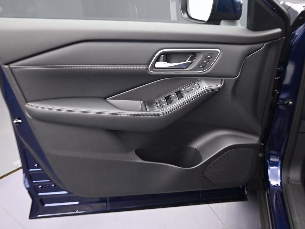 2026 Deep Ocean Blue Pearl Nissan Rogue Platinum AWD SUV