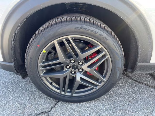 2026 Star White Metallic Tri-Coat Ford Explorer ST-Line 4X4 SUV