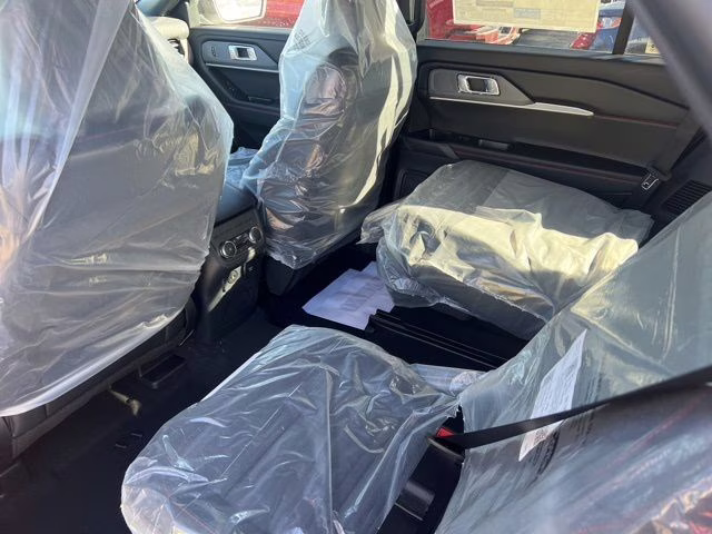 2026 Star White Metallic Tri-Coat Ford Explorer ST-Line 4X4 SUV