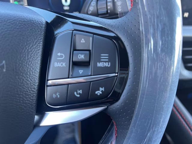 2026 Star White Metallic Tri-Coat Ford Explorer ST-Line 4X4 SUV