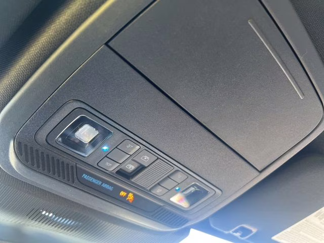 2026 Star White Metallic Tri-Coat Ford Explorer ST-Line 4X4 SUV