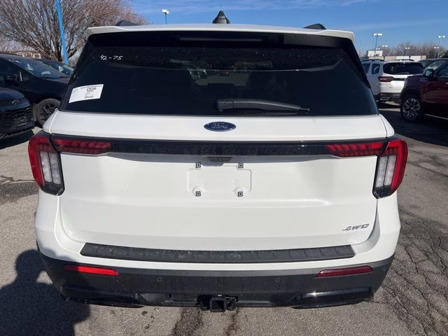 2026 Star White Metallic Tri-Coat Ford Explorer ST-Line 4X4 SUV
