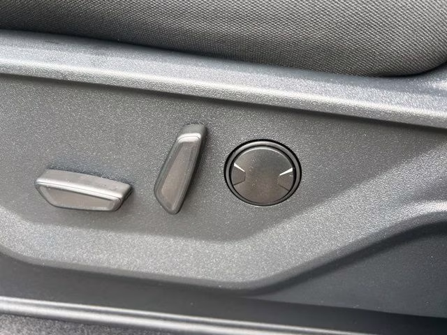 2026 Avalanche Ford F-150 XLT 4X4 Truck