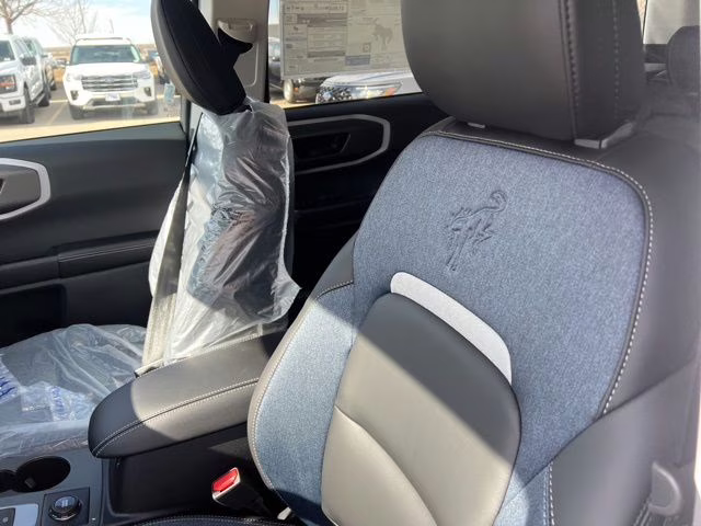 2026 Oxford White Ford Bronco Sport Outer Banks 4X4 SUV