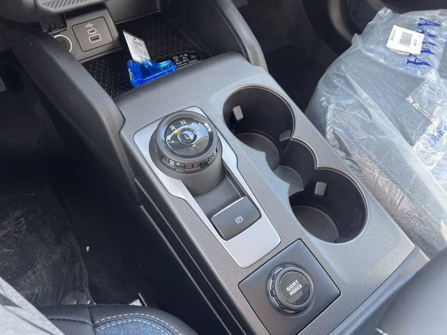 2026 Oxford White Ford Bronco Sport Outer Banks 4X4 SUV