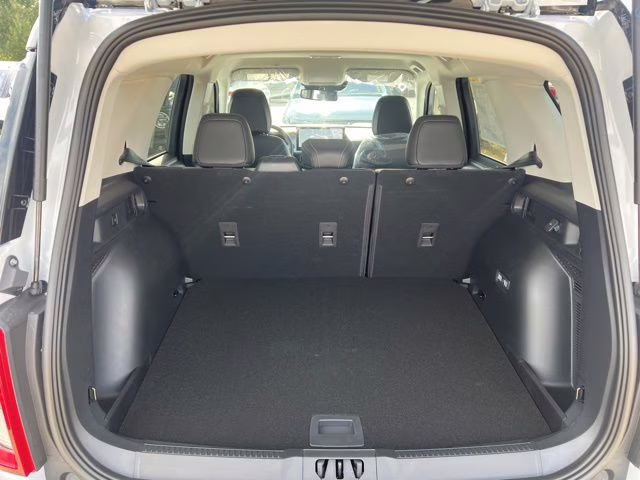 2026 Oxford White Ford Bronco Sport Outer Banks 4X4 SUV