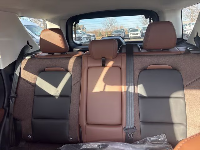 2026 Space White Metallic Ford Bronco Sport Outer Banks 4X4 SUV