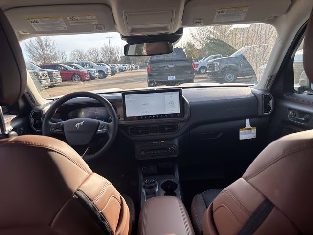 2026 Space White Metallic Ford Bronco Sport Outer Banks 4X4 SUV