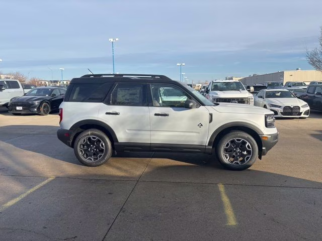 2026 Space White Metallic Ford Bronco Sport Outer Banks 4X4 SUV