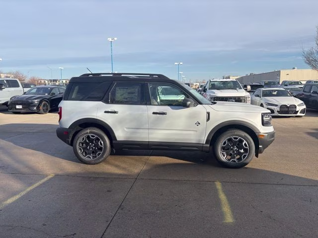 2026 Space White Metallic Ford Bronco Sport Outer Banks 4X4 SUV