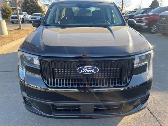 2026 Shadow Black Ford Maverick Lobo Standard AWD Truck