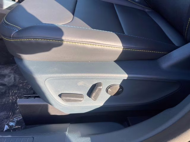 2026 Shadow Black Ford Maverick Lobo Standard AWD Truck