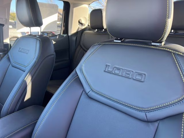 2026 Shadow Black Ford Maverick Lobo Standard AWD Truck