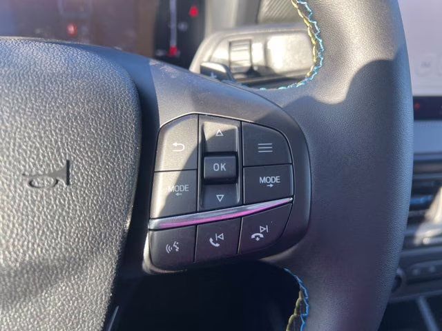 2026 Shadow Black Ford Maverick Lobo Standard AWD Truck