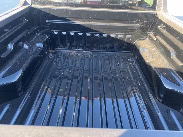 2026 Shadow Black Ford Maverick Lobo Standard AWD Truck