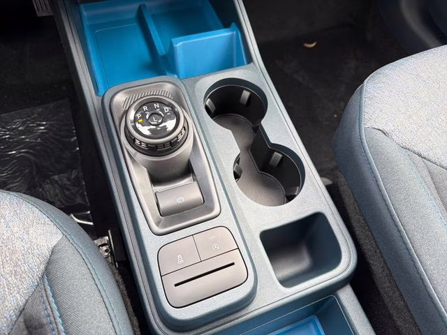 2026 Oxford White Ford Maverick XLT AWD Truck
