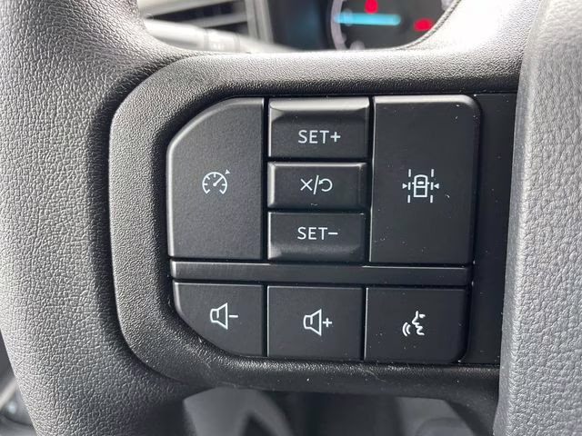 2026 Oxford White Ford Super Duty F-450 DRW XL RWD Chassis