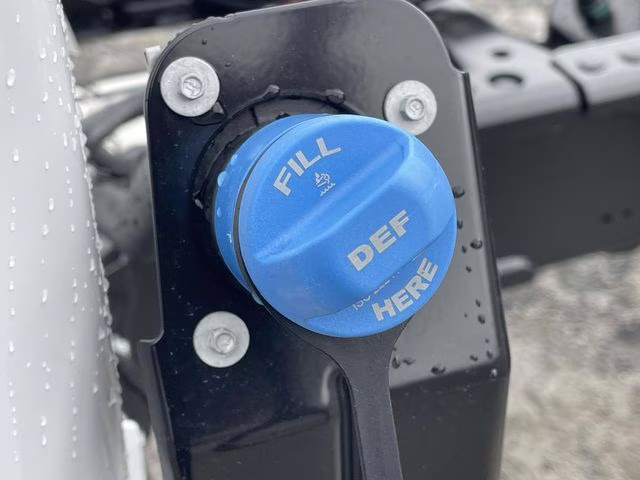 2026 Oxford White Ford Super Duty F-450 DRW XL RWD Chassis