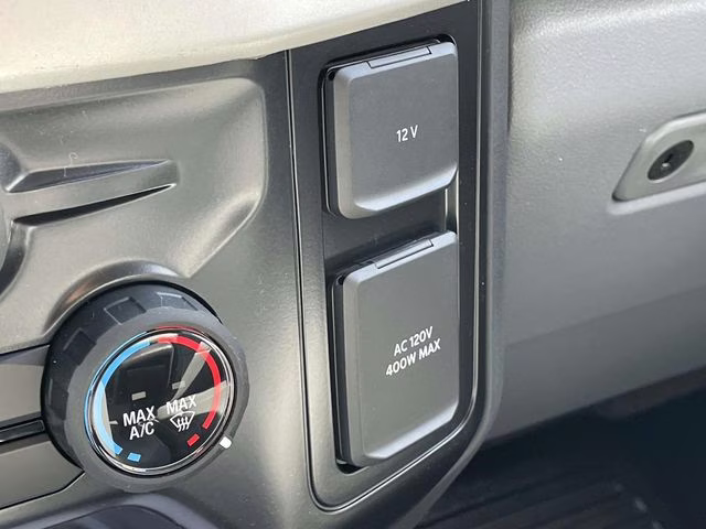 2026 Oxford White Ford Super Duty F-450 DRW XL RWD Chassis