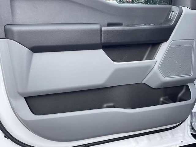 2026 Oxford White Ford Super Duty F-450 DRW XL 4X4 Chassis