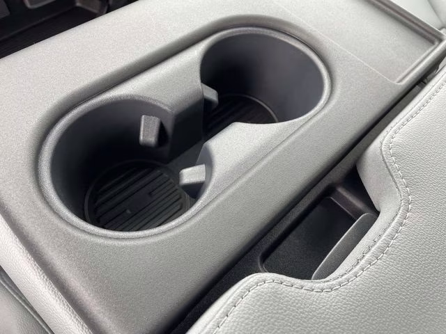 2026 Oxford White Ford Super Duty F-250 SRW XL 4X4 Truck