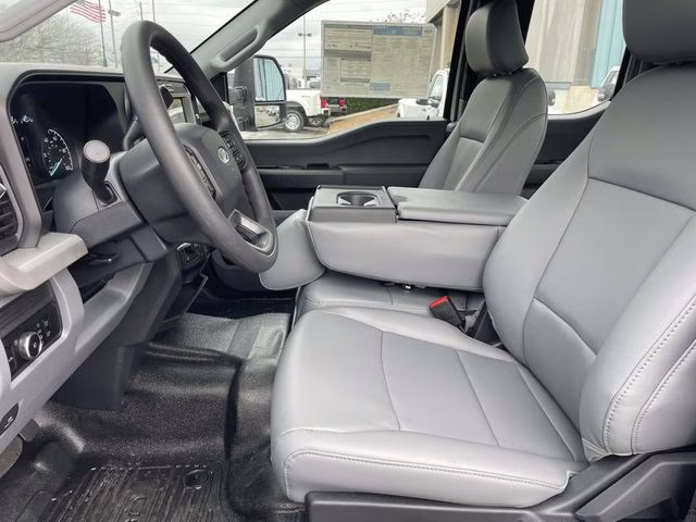 2026 Oxford White Ford Super Duty F-250 SRW XL 4X4 Truck