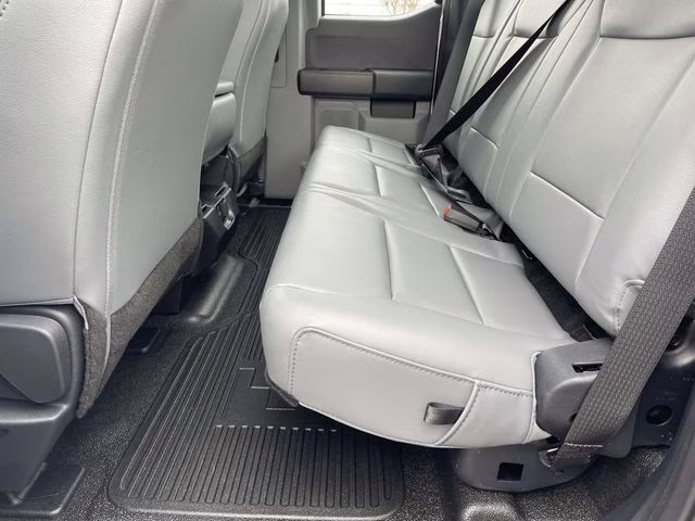 2026 Oxford White Ford Super Duty F-250 SRW XL 4X4 Truck