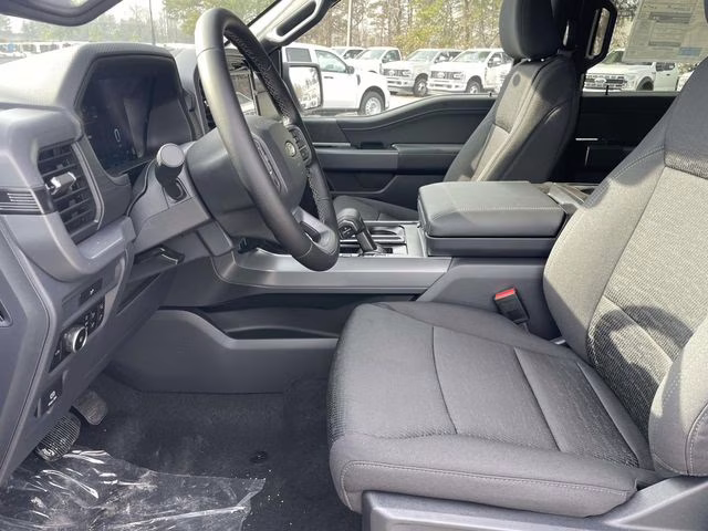 2026 Avalanche Ford F-150 XLT 4X4 Truck