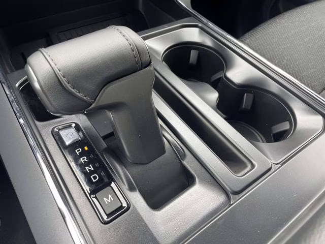 2026 Avalanche Ford F-150 XLT 4X4 Truck