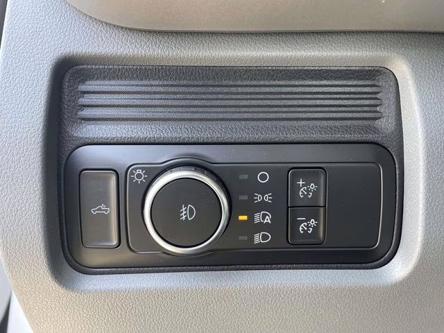 2026 Oxford White Ford Super Duty F-350 DRW XL RWD Truck