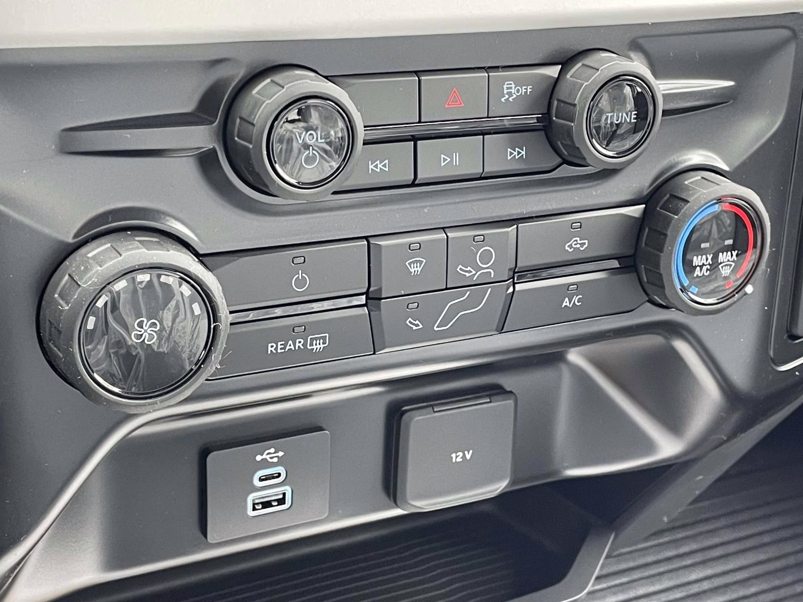 2026 Oxford White Ford Super Duty F-450 DRW XL 4X4 Chassis