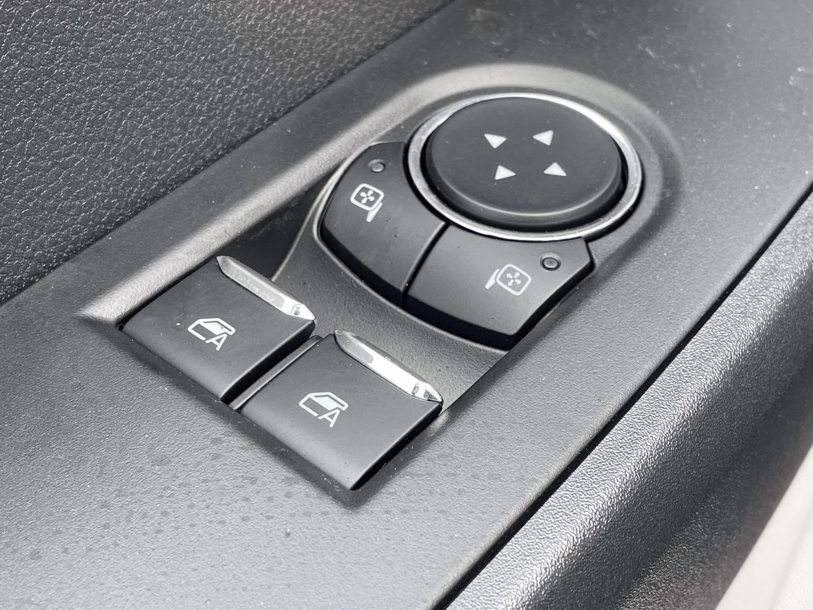 2026 Oxford White Ford Super Duty F-450 DRW XL 4X4 Chassis