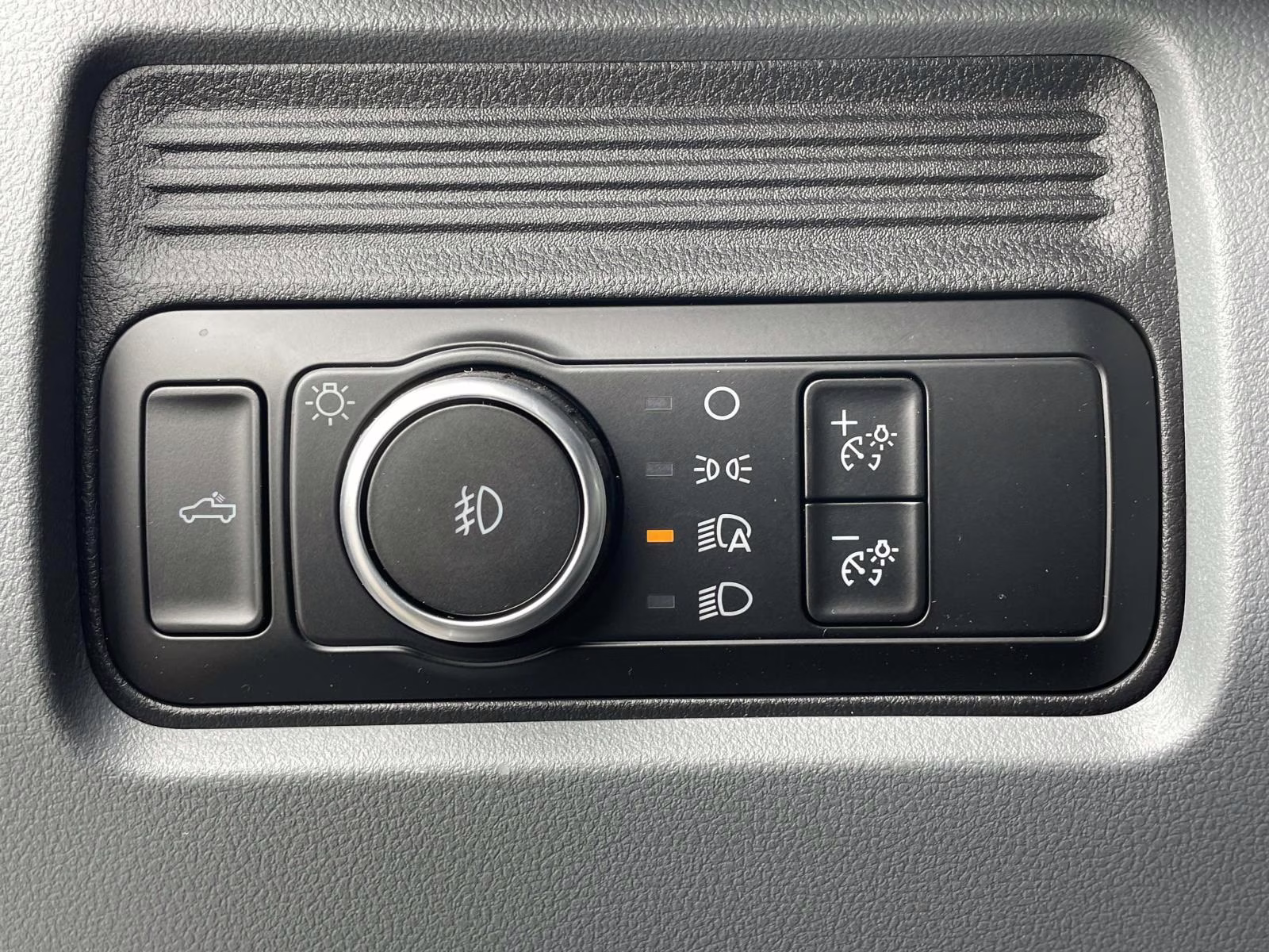 2026 Oxford White Ford Super Duty F-250 SRW XL 4X4 Truck