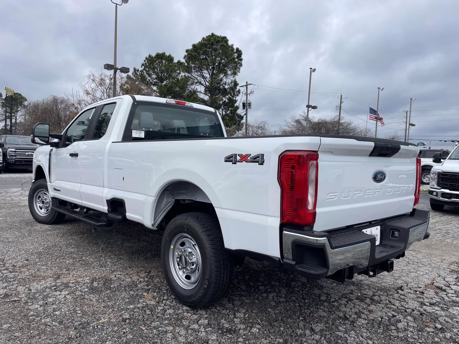 2026 Oxford White Ford Super Duty F-250 SRW XL 4X4 Truck